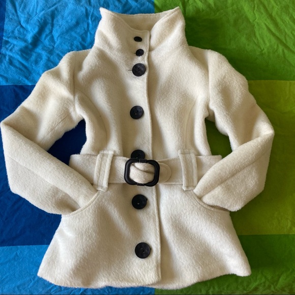 Chic LE CHATEAU winter coat - Picture 2 of 10